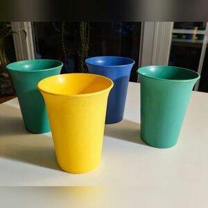 🐦3 For $35!🐦Vintage Tupperware Juice Tumblers Set of 4 Mixed Colors Mold 118